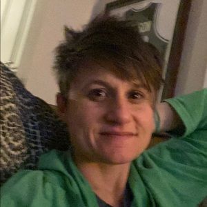 Meet your Posher, Tiffany